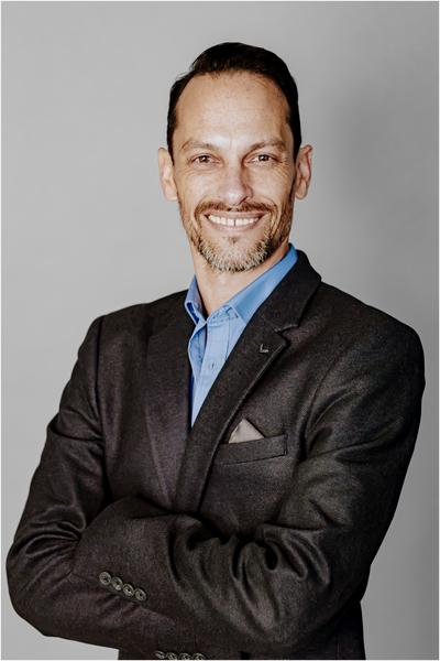 Garth Williams, estate agent