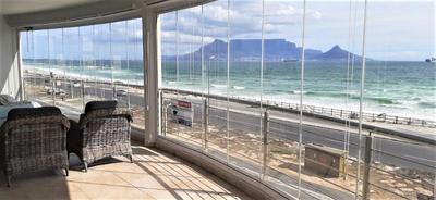 Apartment / Flat For Rent in Bloubergrant, Cape Town